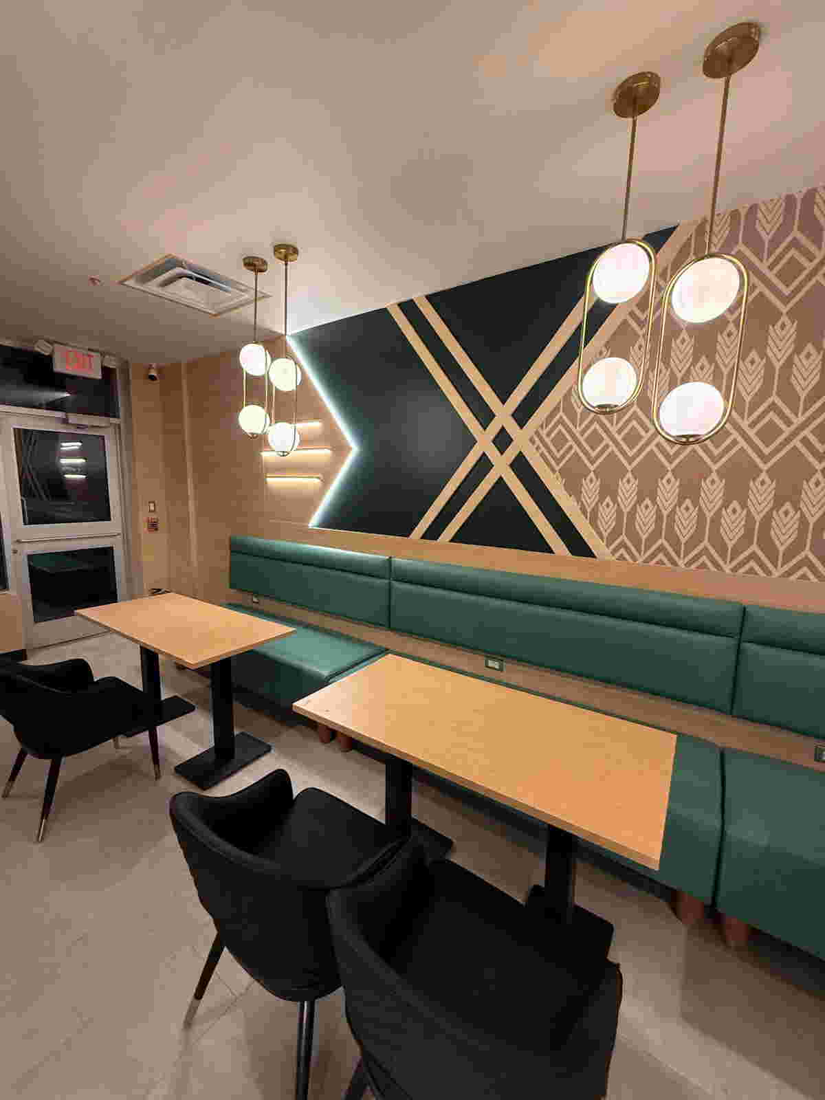 Zoya Cafe